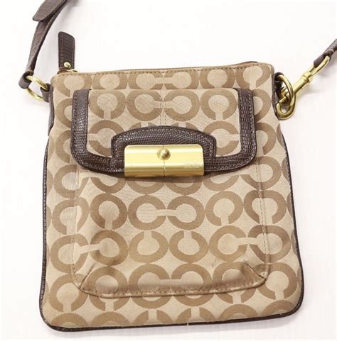 coach signature c handbags